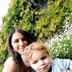 Meet your Posher, Stephanie